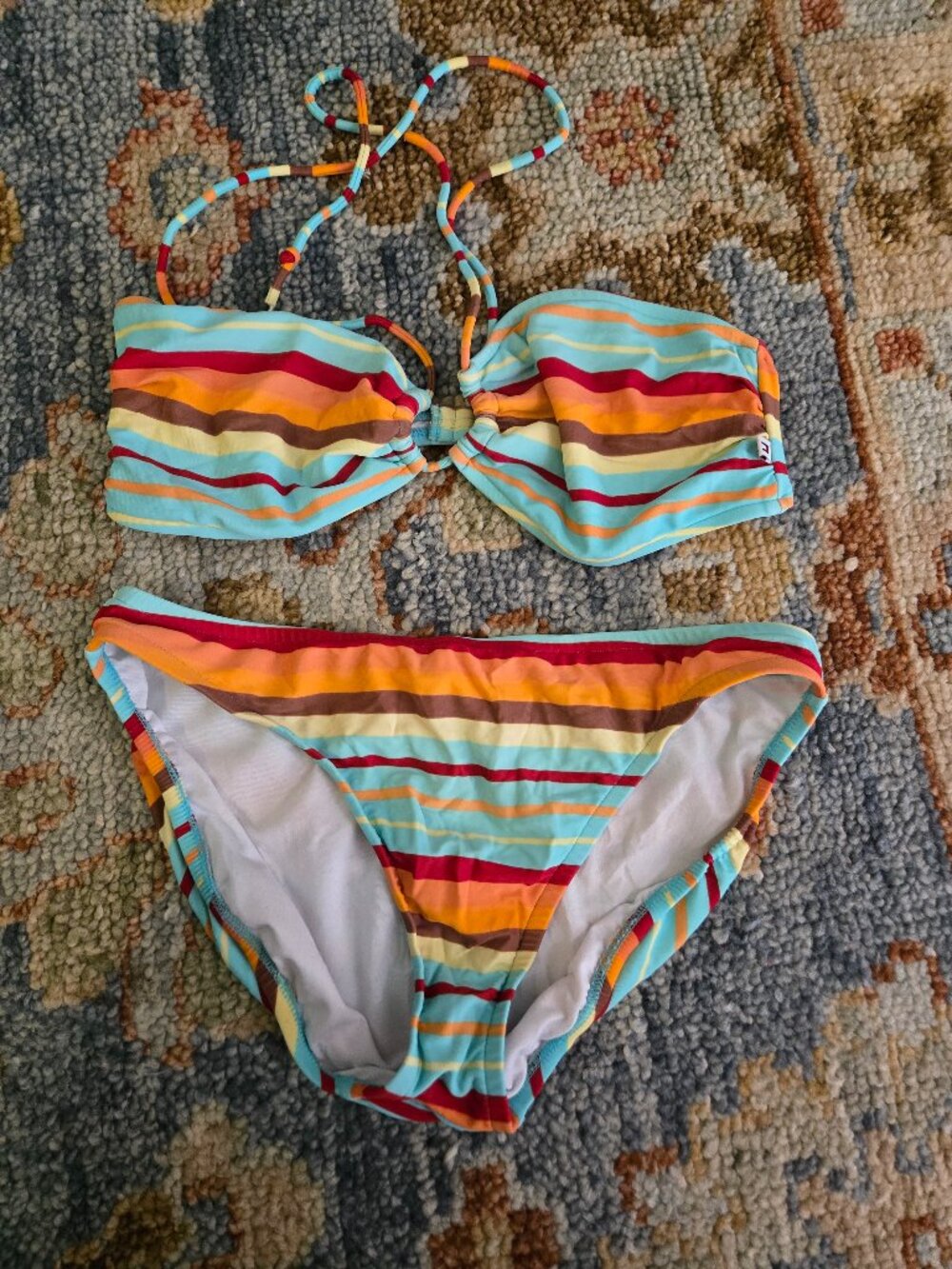 Women's Tommy Hilfiger 2 piece bathing suit, excellent condition